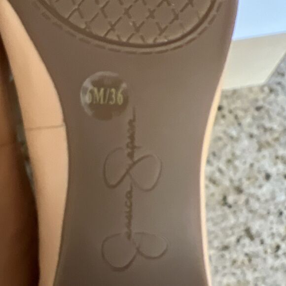 Jessica Simpson Mandalaye Criss-Cross Ballet Flats Size 6 Natural Sleek Leather - Picture 9 of 9